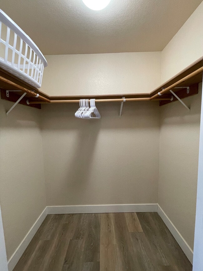 Photo - 604 N Columbia Center Blvd Unidad SI ID1324047P