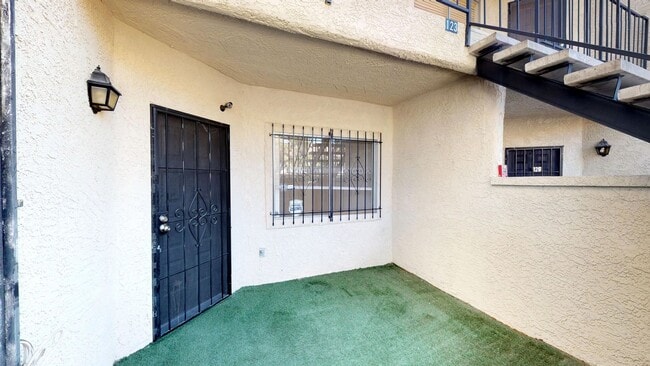 Photo - 3604 Di Salvo Dr