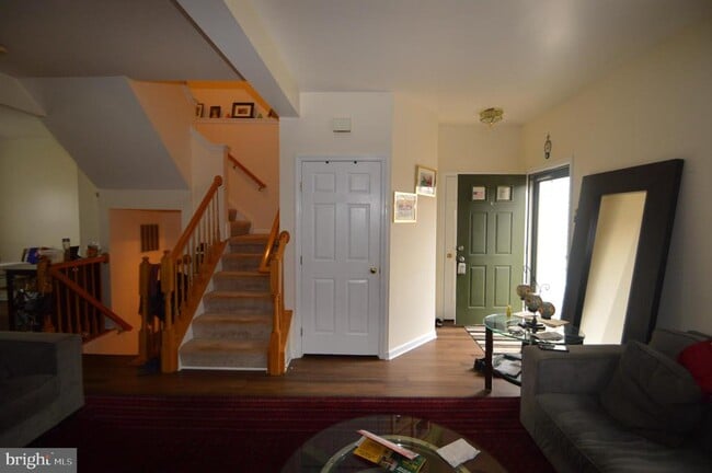 Photo - 25445 Morse Dr