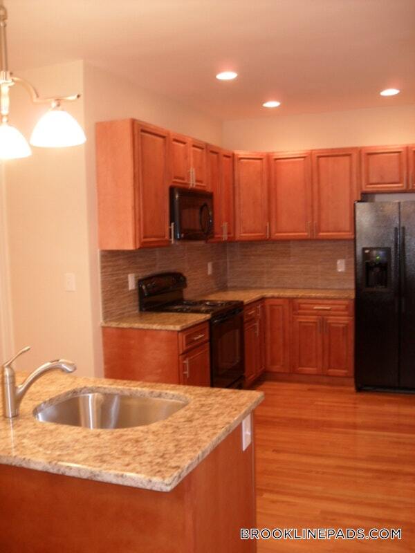 Photo - 184 St Paul St Unit 1