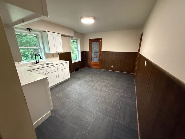Photo - Remodeled 2-Bed Ranch in Akron
