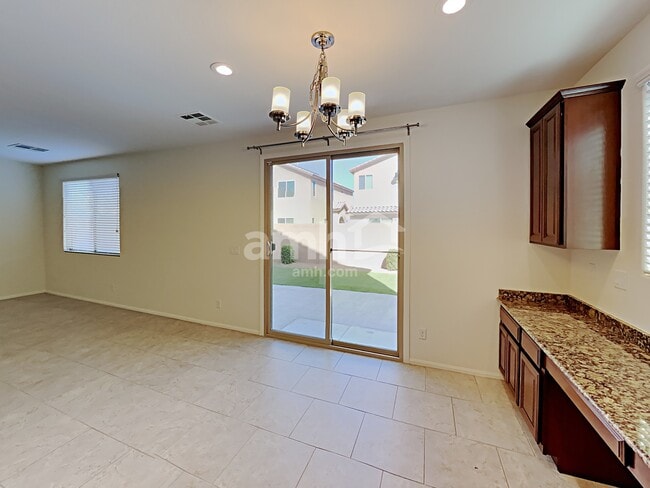 Photo - 492 Bright Peridot Ave