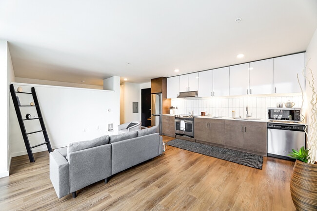 Building Photo - East Union