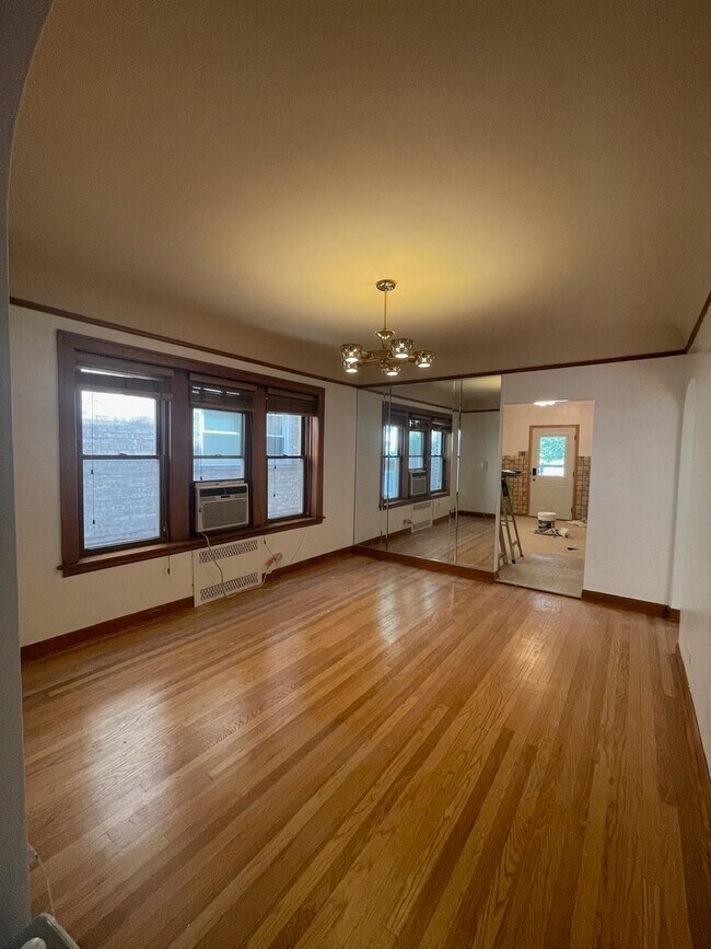 Photo - 5832 N Virginia Ave Unit 1