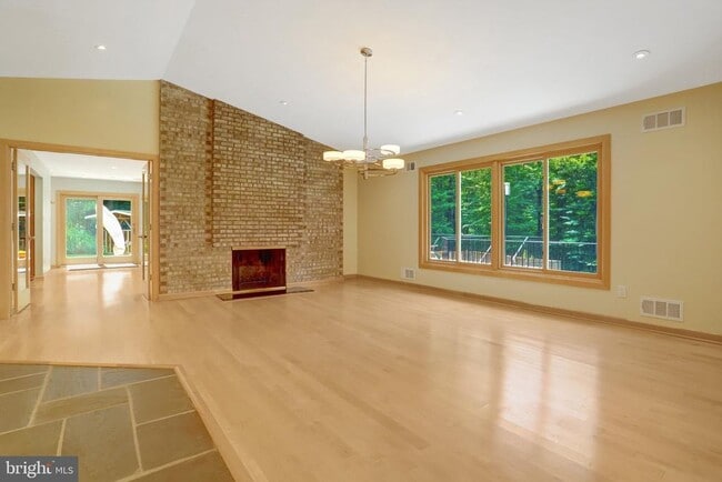Photo - 6030 Berwynd Rd