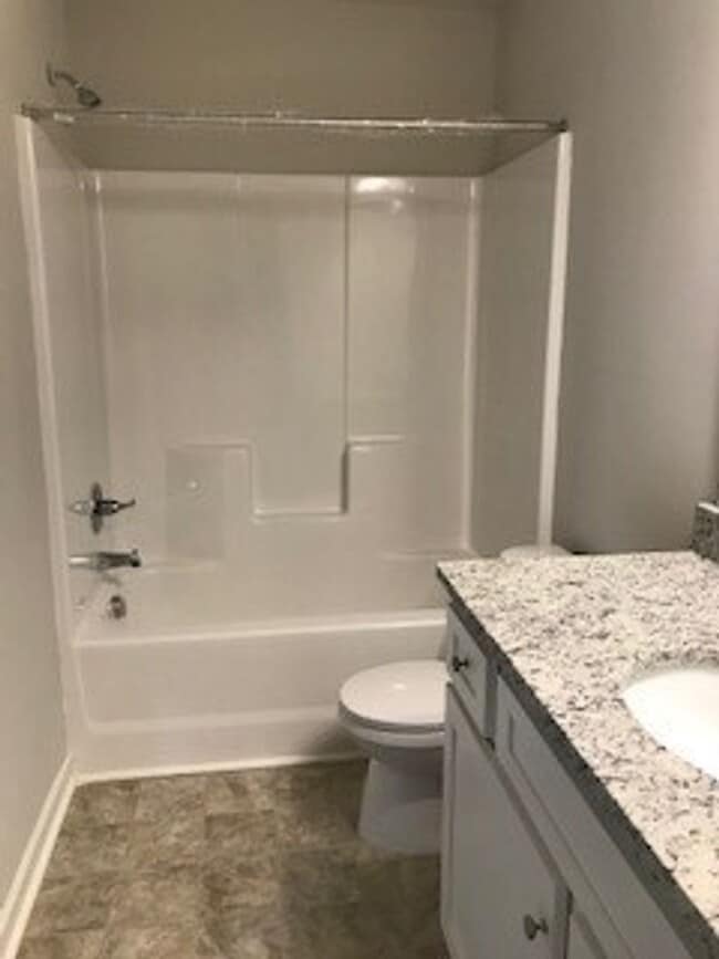 Photo - 3 Bedroom Townhome in Jonesboro!