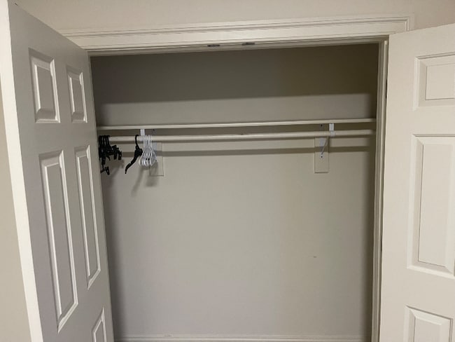 Photo - 1015 Heathercroft Cir Unidad 200