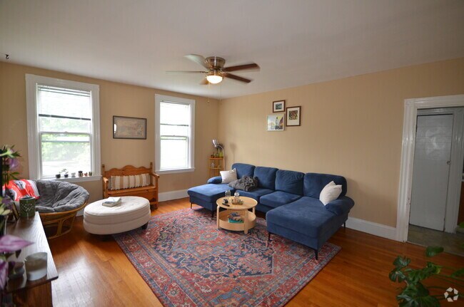 Building Photo - 234 Cypress St Rental