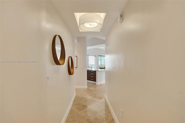 Photo - 20000 E Country Club Dr Unit 401