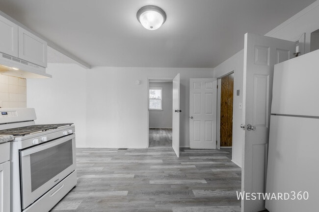 Photo - 4901 Magoun Ave Unidad 1R