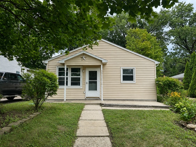 Building Photo - 4318 Sheffield Rd