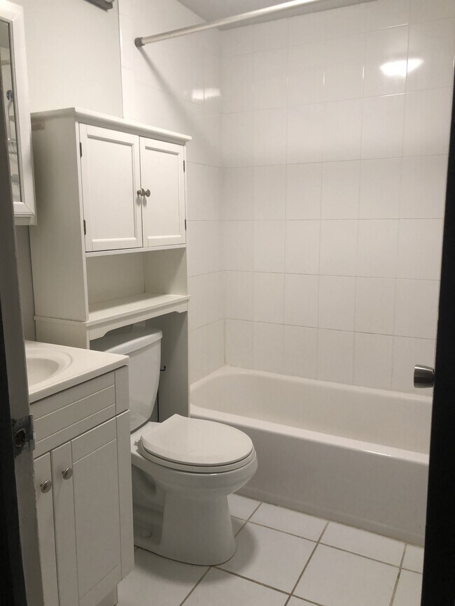 Photo - 1914 Fairmount Ave