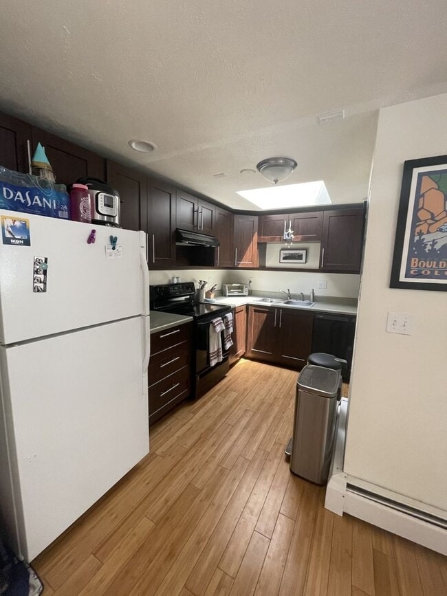 Photo - Fabulous location, unique Two Bedroom with updates! (Pearl)
