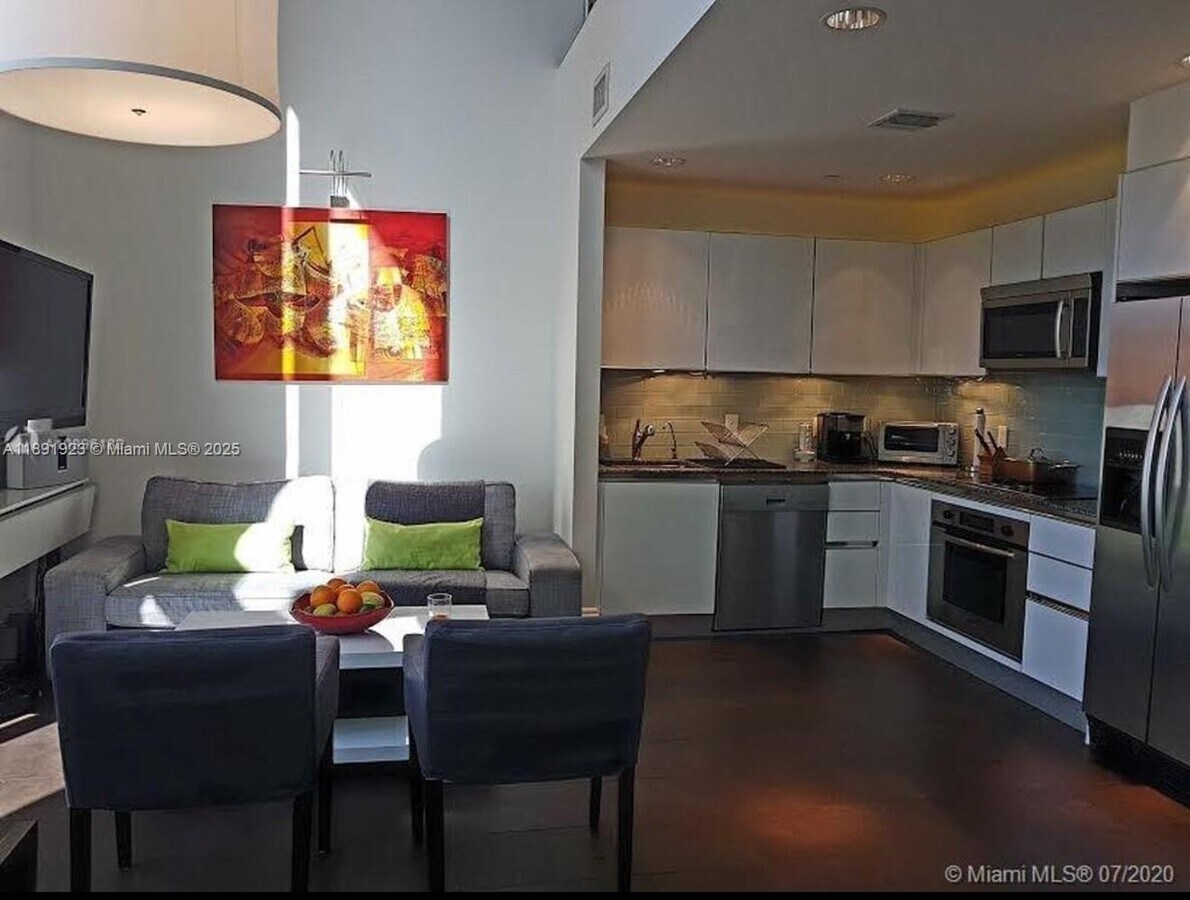 Photo - 1050 Brickell Ave Unit 1006