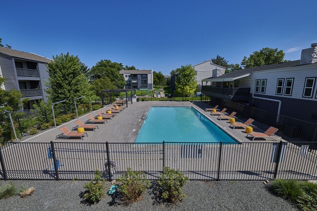 Building Photo - Park Place on 92nd Apartments