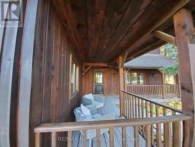 Photo - 22 Woodcrest Ave