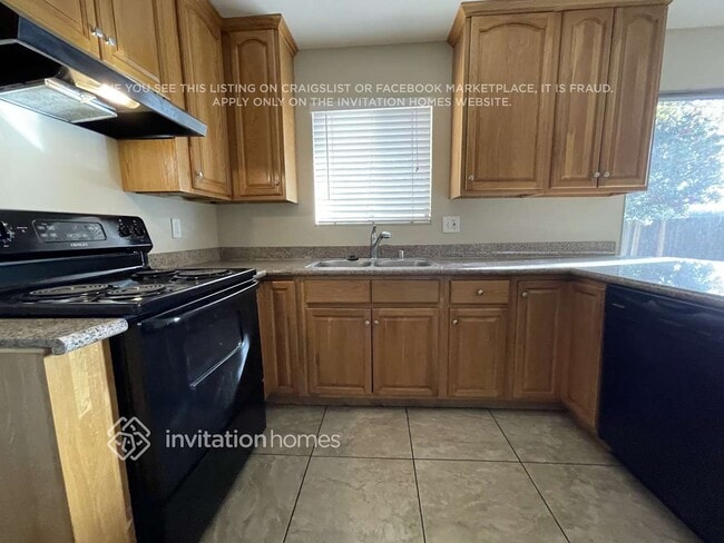 Photo - 242 College Ave