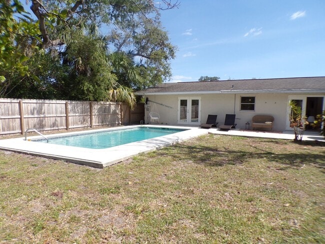 Photo - 1148 Salina Ave
