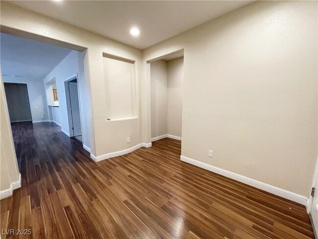 Photo - 720 Indian Garden St