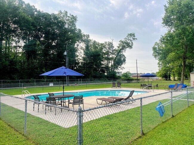 Windrush Trace Apartments