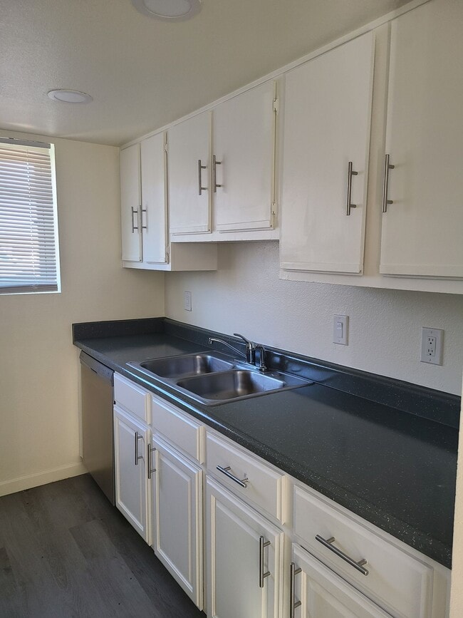 Photo - Newly Renovated 2 Bedroom, 1 Bath with Was... Unit 11350-23