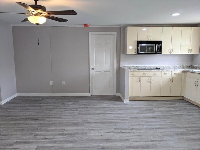 Photo - 206 Danley Dr Unit A