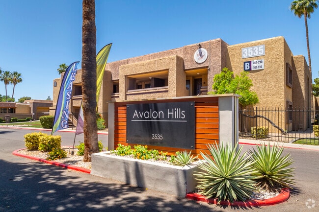 Building Photo - Avalon Hills Rental
