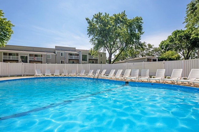 Photo - Grover Square Apartments