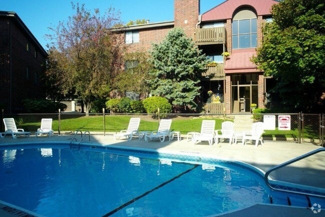 Building Photo - Firethorne Rental