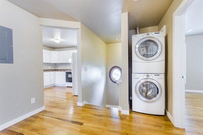 Photo - 109 N 9th St