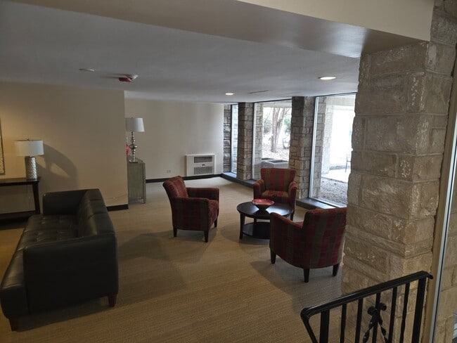 Photo - 400 Thames Pkwy Unit 2K