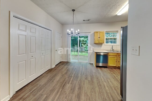 Photo - 413 Marsh Lake Rd SE