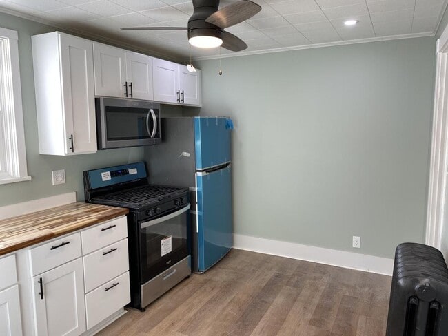 Photo - 210 Logan Blvd