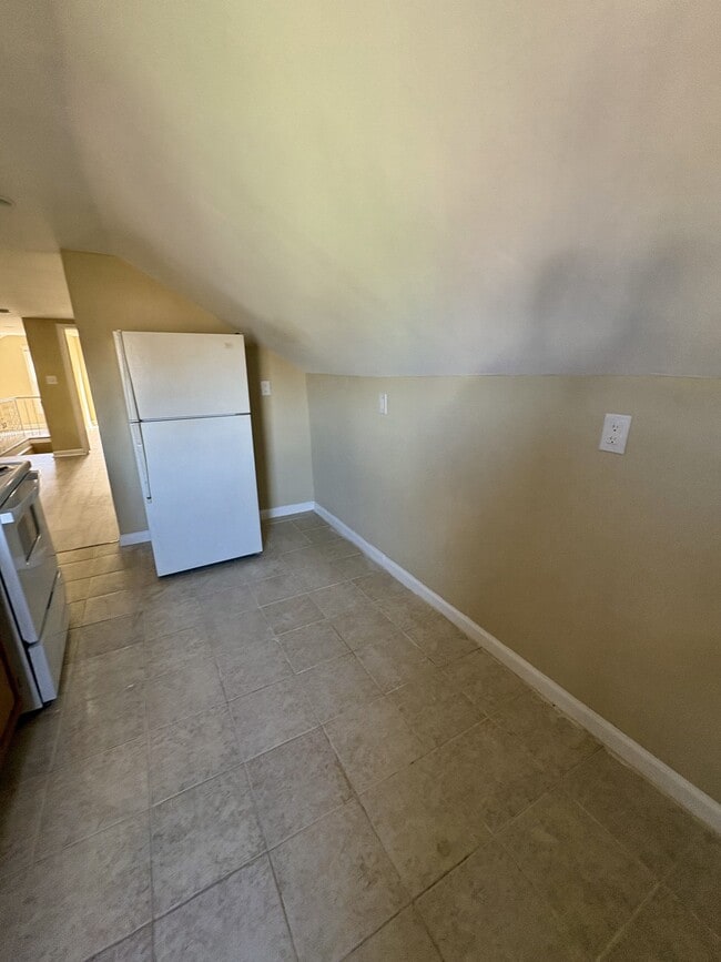 Photo - 718 Pittston Ave Unit 4