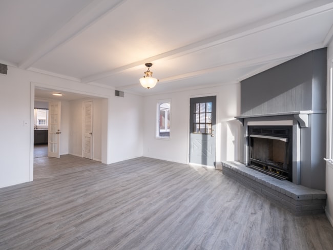 Photo - 729 S 7th St