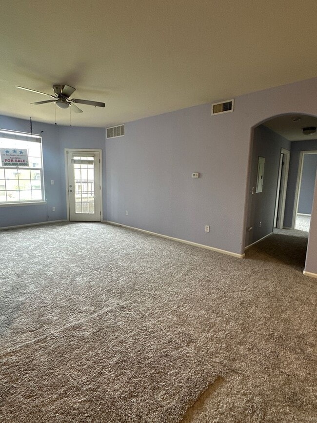 Photo - 2 bedroom 2 bathroom Condo in Erie