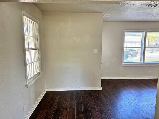 Photo - 1627 Oceola Ave