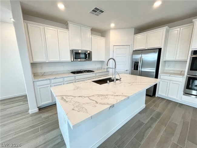 12413 Harbor Isle Ave