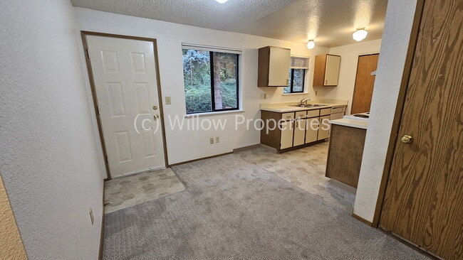 Photo - Two bedroom Puyallup Duplex