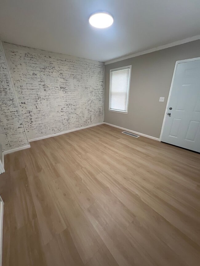 Photo - 1816-1818 E Watch Ave Unit 1818 Watch Ave