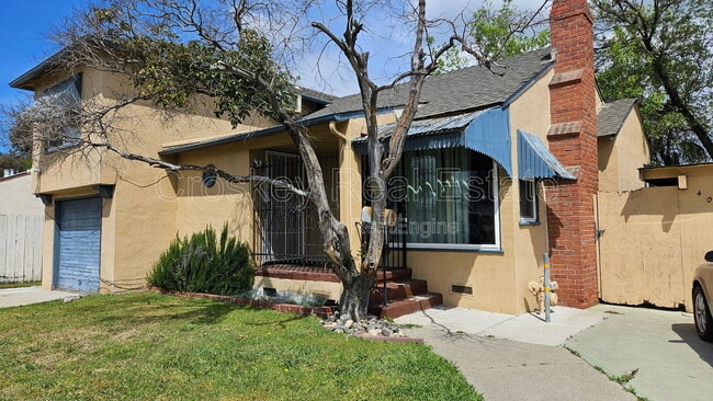Photo - 408 W 8th St