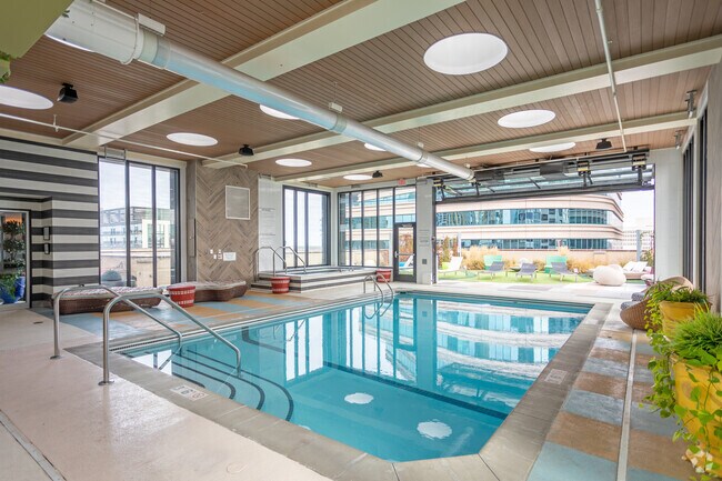 Área de la piscina - Soo Line