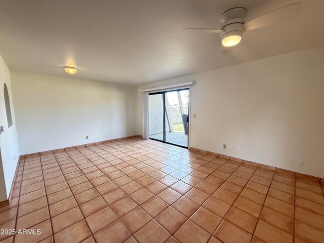 Photo - 611 W 13th St