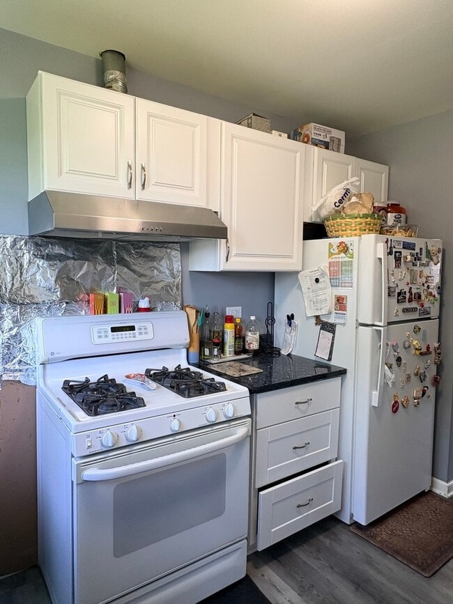 Photo - 1320 Foxcroft Dr