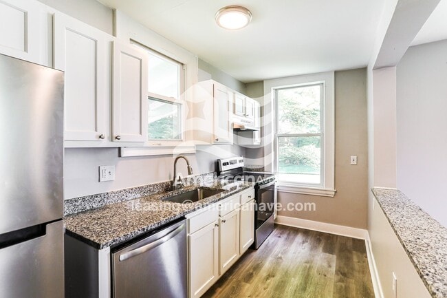 Photo - 1910 Bising Ave