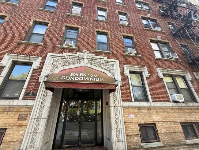 Building Photo - 301 79th St Unit C7 Rental
