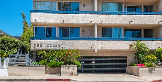 Photo - 2221 Ocean Ave Unidad 308