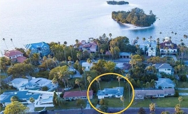 Photo - 1790 Santa Barbara Dr