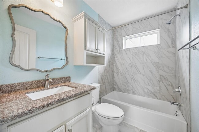 Photo - 2519 White Oak Dr