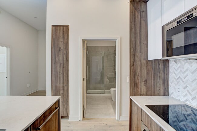 Photo - 3000 Boul Thimens Unité 103